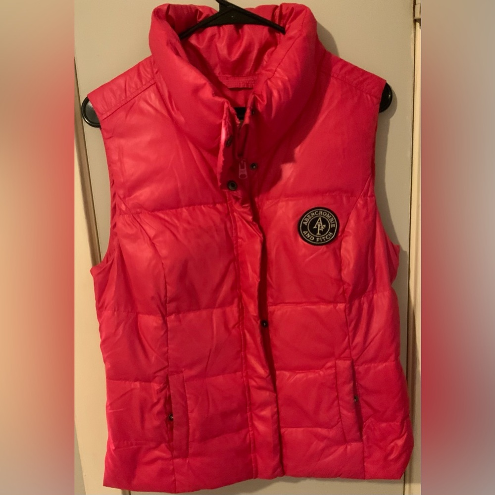 Abercrombie and Fitch Puff Vest Size Medium